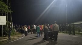 Sekelompok pendekar silat dari perguruan Persaudaraan Setia Hati Winongo (PSHW) terlibat bentrok dengan warga masyarakat. (Dok. Fin) 
