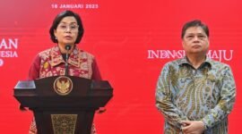 Menkeu Sri Mulyani dan Menko Perekonomian AIrlangga Hartarto. (Dok. Setkab.go.id) 
