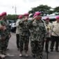 Menteri Pertahanan (Menhan) RI Prabowo Subianto menerima brevet kehormatan Korps Marinir. (Dok. Tim Media Prabowo Subianto)