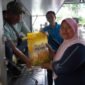 Disdagkop dan UKM Kendal Gelar Operasi Pasar. (Dok. Jatengprov.go.id) 