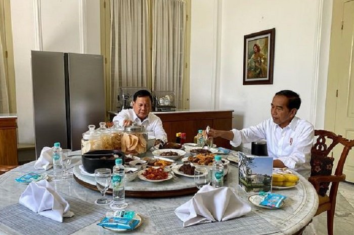 Prabowo Subianto mengunggah momen santap siangnya bersama Jokowi melalui akun Instagram resminya. (Instagram.com/@prabowo)
