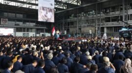 Menteri Pertahanan RI Prabowo Subianto saat menghadiri acara “The 1st DEFEND ID’s Day” di Hanggar PT Dirgantara Indonesia, Bandung Jawa Barat. (Instagram.com/@prabowo)
