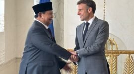 Menteri Pertahanan Prabowo Subianto mengunjungi Istana Élysée dan diterima langsung oleh Presiden Emmanuel Macron. (Dok. Tim Media Prabowo) 
