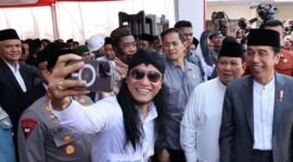 Presiden Joko Widodo (Jokowi) didampingi Menteri Pertahanan Prabowo Subianto membuka Muktamar Sufi Internasional 2023 di Sahid International Convention Center, Pekalongan, Jawa Tengah. (Instagram.com/@prabowo)