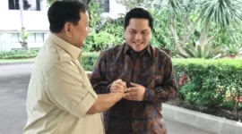 Menhan RI Prabowo Subianto menerima kunjungan Menteri BUMN sekaligus Ketua Umum PSSI Erick Thohir. (Dok. Tim Media Prabowo)