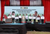 Menteri Pertahanan Prabowo Subianto menyampaikan rasa hormat setinggi-tingginya untuk kepada 35 ribu para petani di Blora, Jawa Tengah. (Dok. Tim Prabowo Subianto)