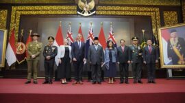 Menteri Pertahanan RI Prabowo Subianto menerima kunjungan Wakil Perdana Menteri yang sekaligus menjabat sebagai Menteri Pertahanan Australia, Richard Marles di kantor Kemhan RI,. (Dok. Tim Media Prabowo)